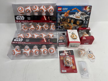 Vintage Collection Action Figure STAR WARS And Lego  Lot