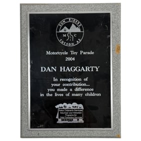 Dan Haggerty - Suns Riders MC Tuscon, Arizona 2004 Toy Parade Award