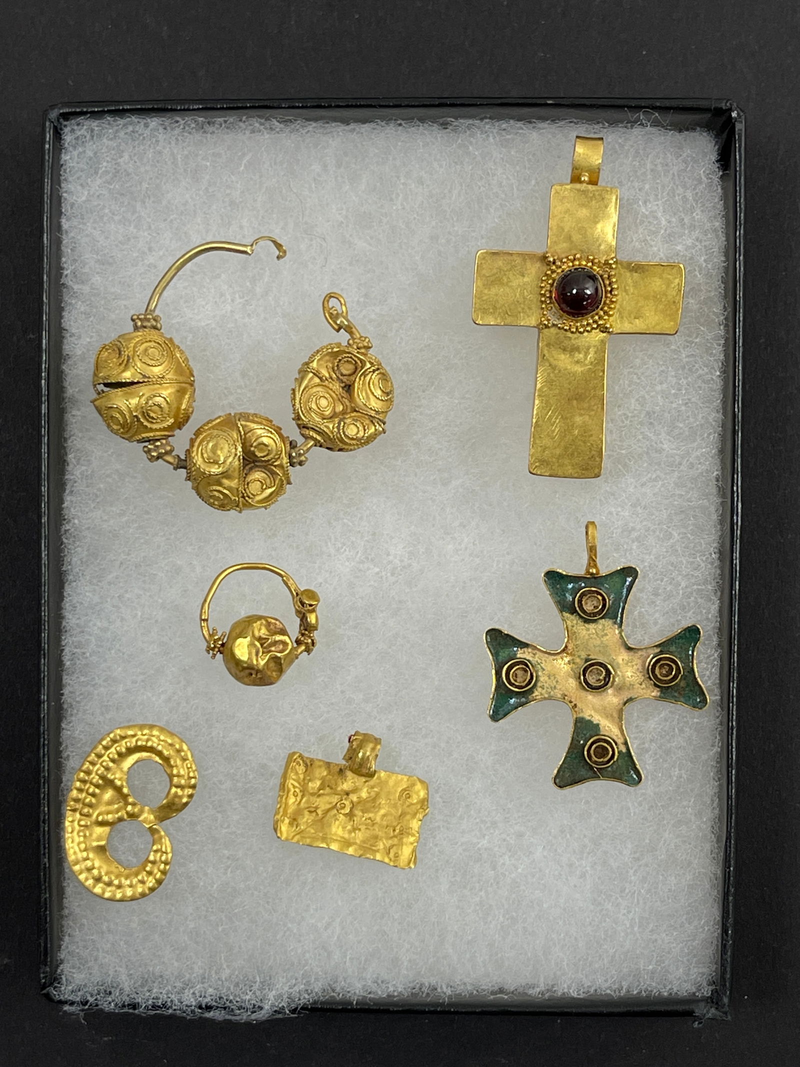 Ancient Gold High Karat Jewelry Artifact Collection (1 of 5)