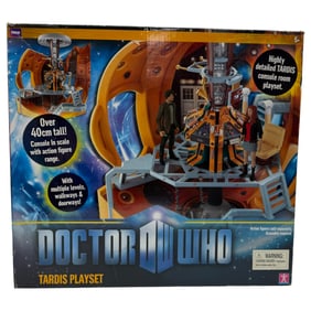 Vintage Doctor Who Tardis Playset