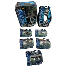 Tron Id Disc Rinzler, 5 Figures And One Action Figure