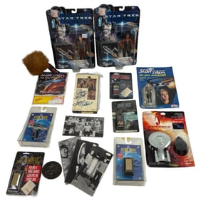 Star Trek Action Figure Toys Collectors Lot With Signed Vhs Mudds Women Signed By George Takai