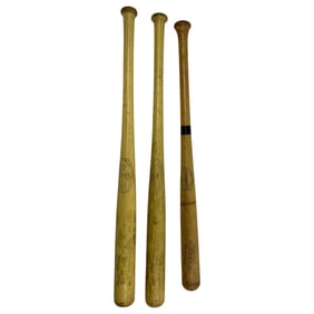 Vintage Baseball Bats Henny Aaron, Roberto Clemente, & Thurman Munson