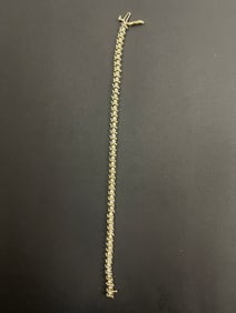 Vintage 14k Gold  2.30 karat Diamond Tennis Bracelet 7 inches long weight 7.56 grams
