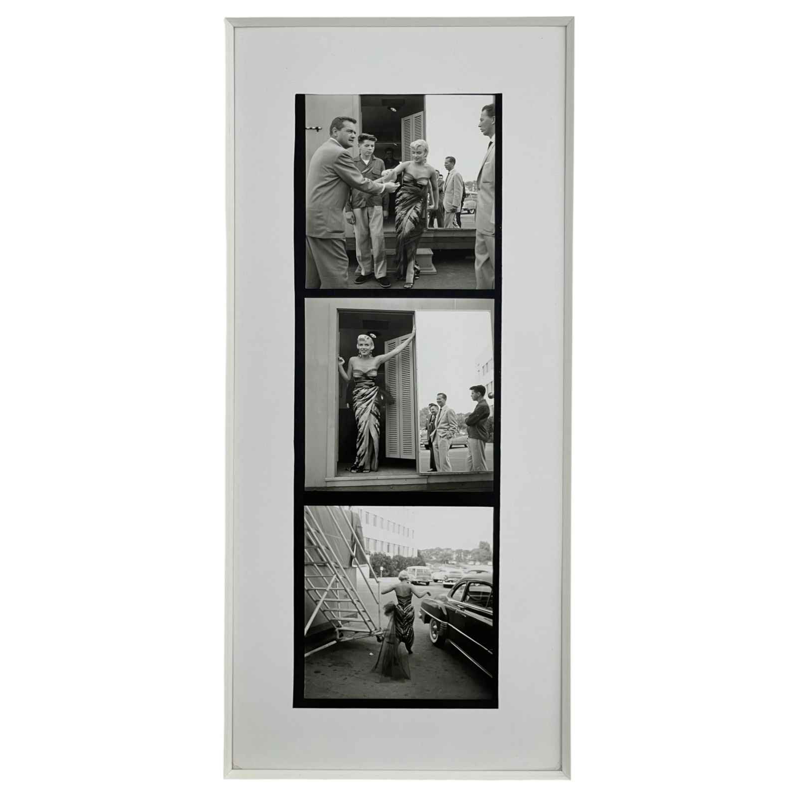 Original Candid 35mm Photos of Marilyn Monroe by Sam Shaw - 7 Year Itch: Original Candid 35mm Photos of Marilyn Monroe by Sam Shaw - 7 Year Itch. Producer, photographer and life-long friend of Marilyn Monroe. Size: 4" x 10".