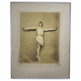 Nickolas Muray (1892-1965) 1921 Photograph of Leon Barte Pavlowa Balet, Pencil Signed