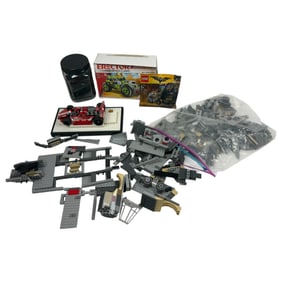 Lego Millenium Falcon an Lego Cars Collector Lot