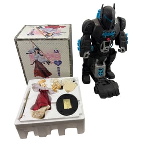 1/6th Scale Model of Motoko Aoyama, Imaginext DC Super-Friends Transforming Batman Bat-Tech Bat-Bot