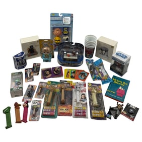 Colllection Star Wars Pezz Dispensers and Collectibles