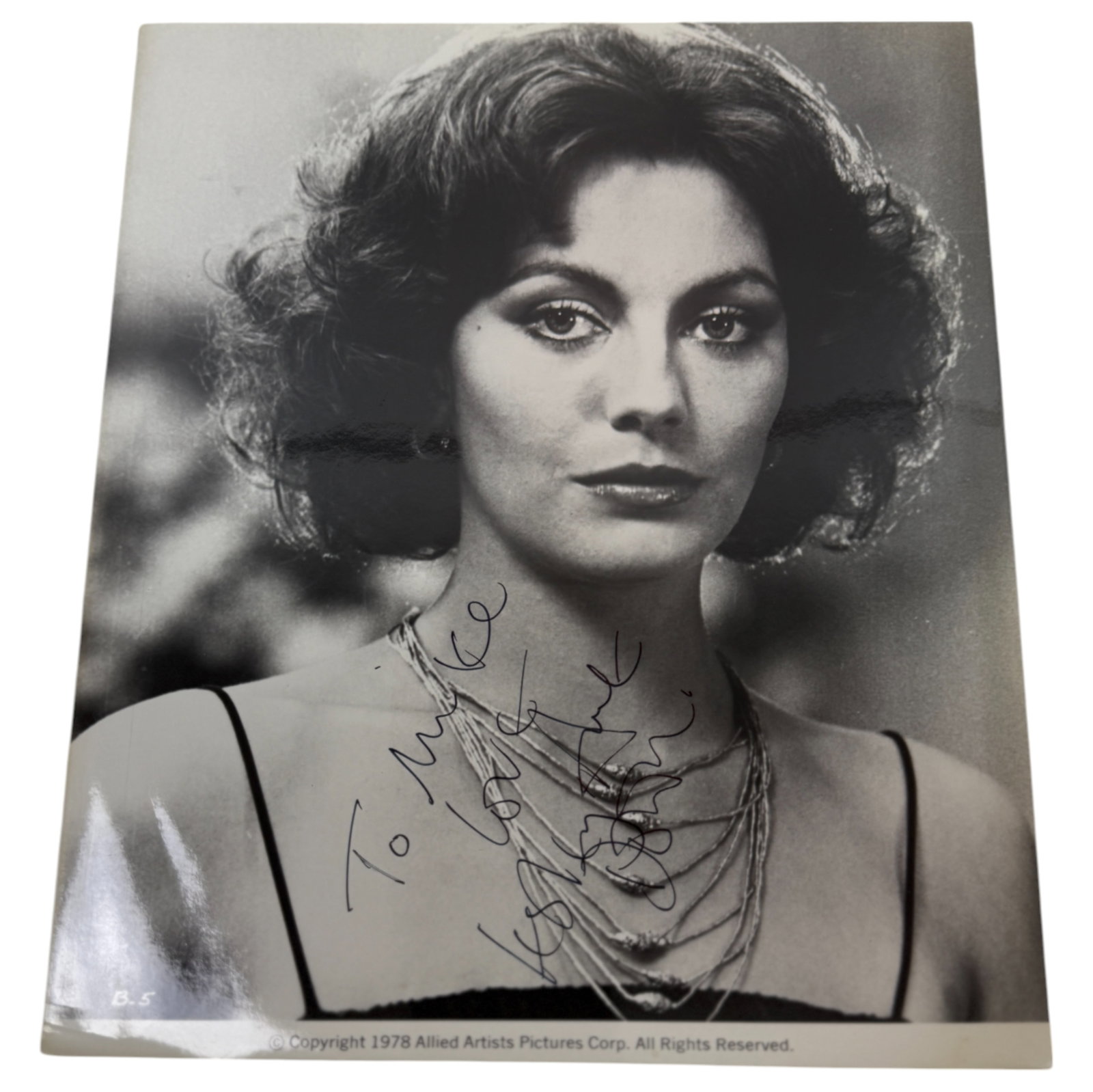 Vintage Hollywood Stars Signed 8x10 Photo of Leslie Ann Down: Vintage Hollywood Stars Signed 8x10 Photo of Leslie Ann Down