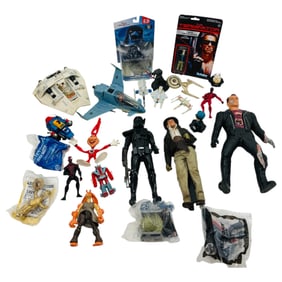 Star Wars & Action Figures Toy Lot