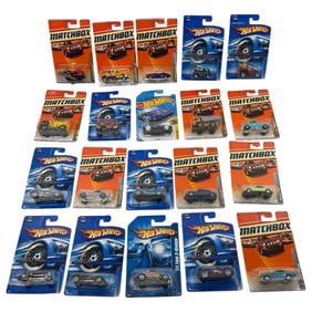 10 Matchbox & 10 Hot Wheels Car Lot