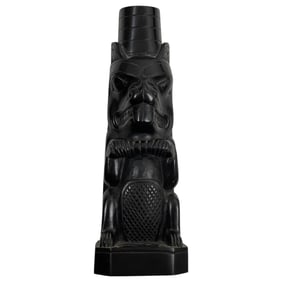Native American Indian Resin Replica Tanhoo Pole
