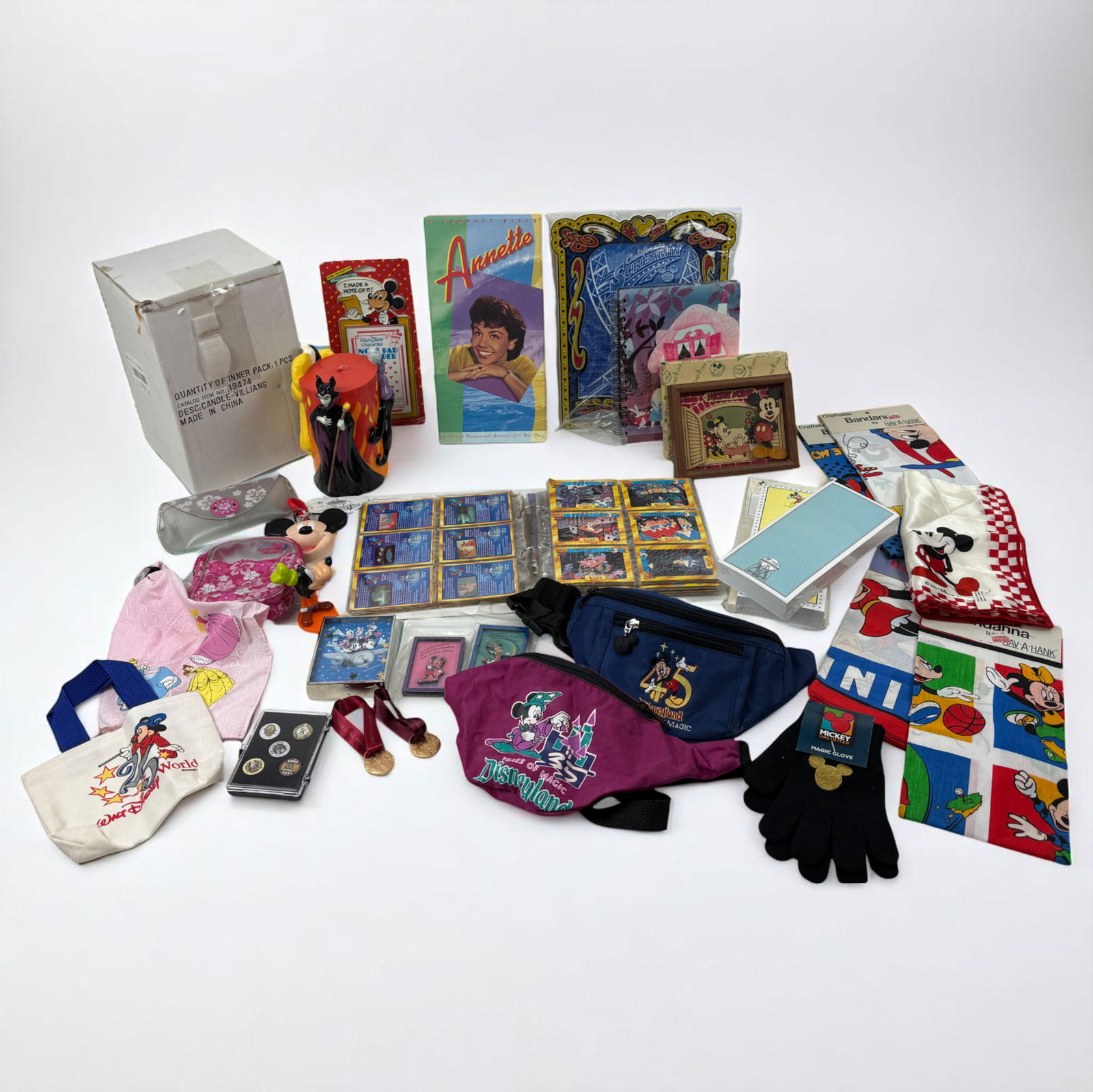 Vintage Disney Collector Card Album and Memoribila (1 of 5)