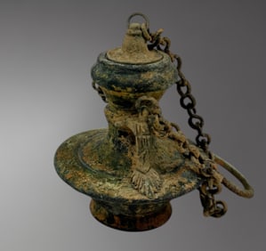 Roman Bronze Oil Lamp – 1st Century AD