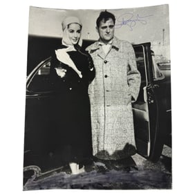 Vintage Black & White Photo Signed in Pen Elizabeth Taylor & Mike Todd