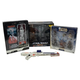 Vintage Star Wars Figurine Toy Lot With Star Wars Nerf Blaster
