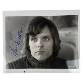 Keir Dullea Signed Autograph 8 x 10 Hollywood Movie Star Photo