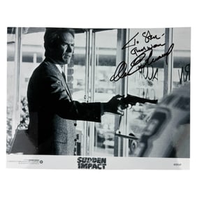 Clint Eastwood Autograph 8 x 10 Hollywood Movie Star Photo