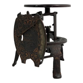 Turnbull's Antique Novelty Scale