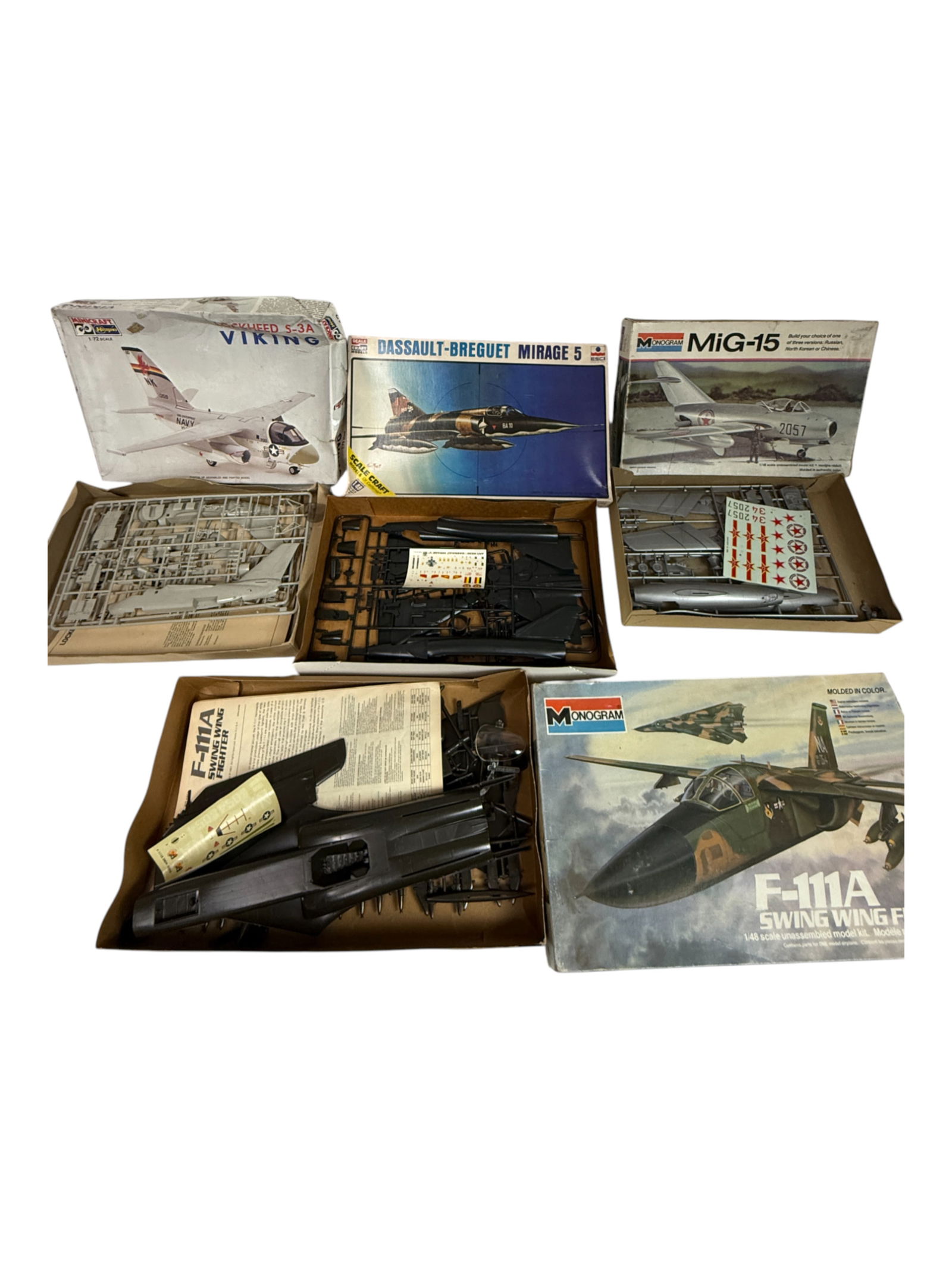 Vintage Model Airplane Lot: Lockheed, Mig, F-111A, Dassault-breguet mirage 5 as-is with box