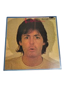 VINYL RECORD LP Paul McCartney Autograph