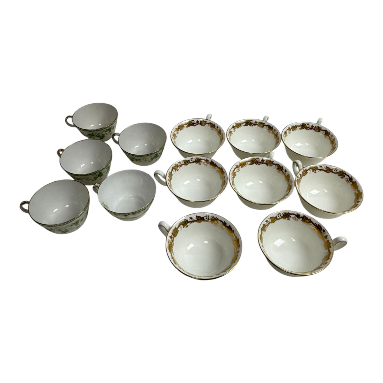 Vintage WedgeWood Tea Cups: Vintage WedgeWood England Porcelain Tea Cups