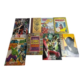 Vintage Comic Encyclopedia Novel Book Lot