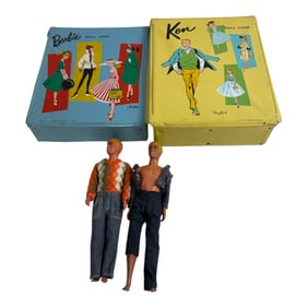 Vintage 1961 Blue And Yellow Vinyl Barbie Doll Case With Barbie Dolls