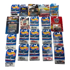 Hot Wheels & NASCAR Die-Cast Cars Lot of 20+