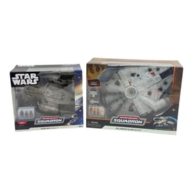 Star Wars Micro Galaxy Squadron Razor Crest & Millennium Falcon Batuu