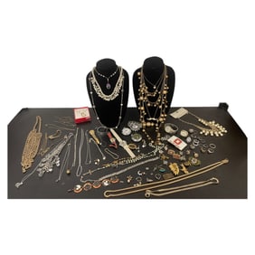Assorted Vintage Jewelry Collection