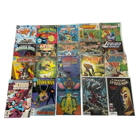 Marvel & DC Comic Lot Featuring Spider-Man & Doctor Fate