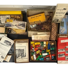 Vintage HO Scale Model Kits and Cars Lot