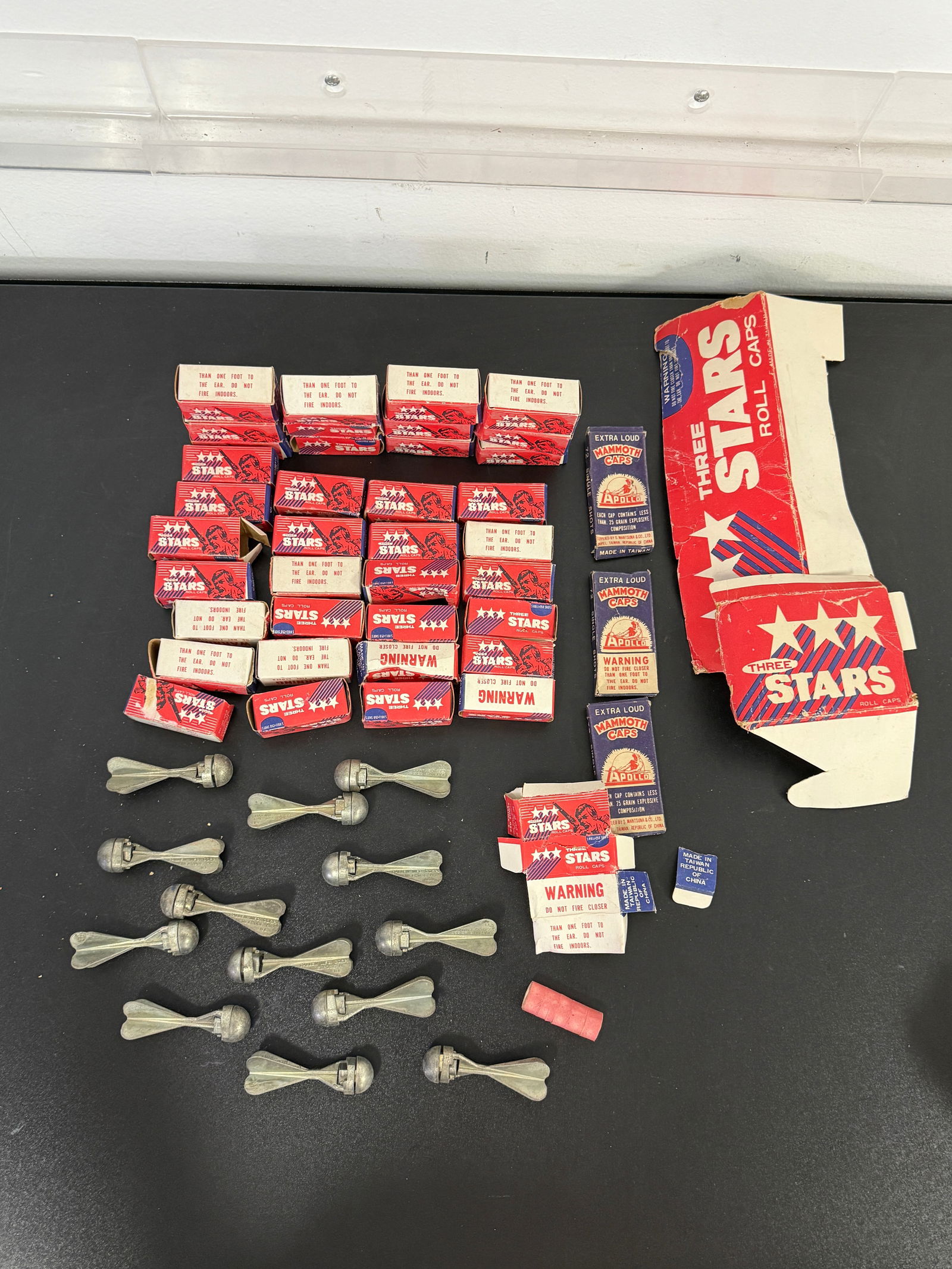 Collection of Vintage Toy Caps & Cap Bombs (1 of 10)