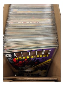 Short Comic Book Collection Featuring Aliens (Dark Horse)