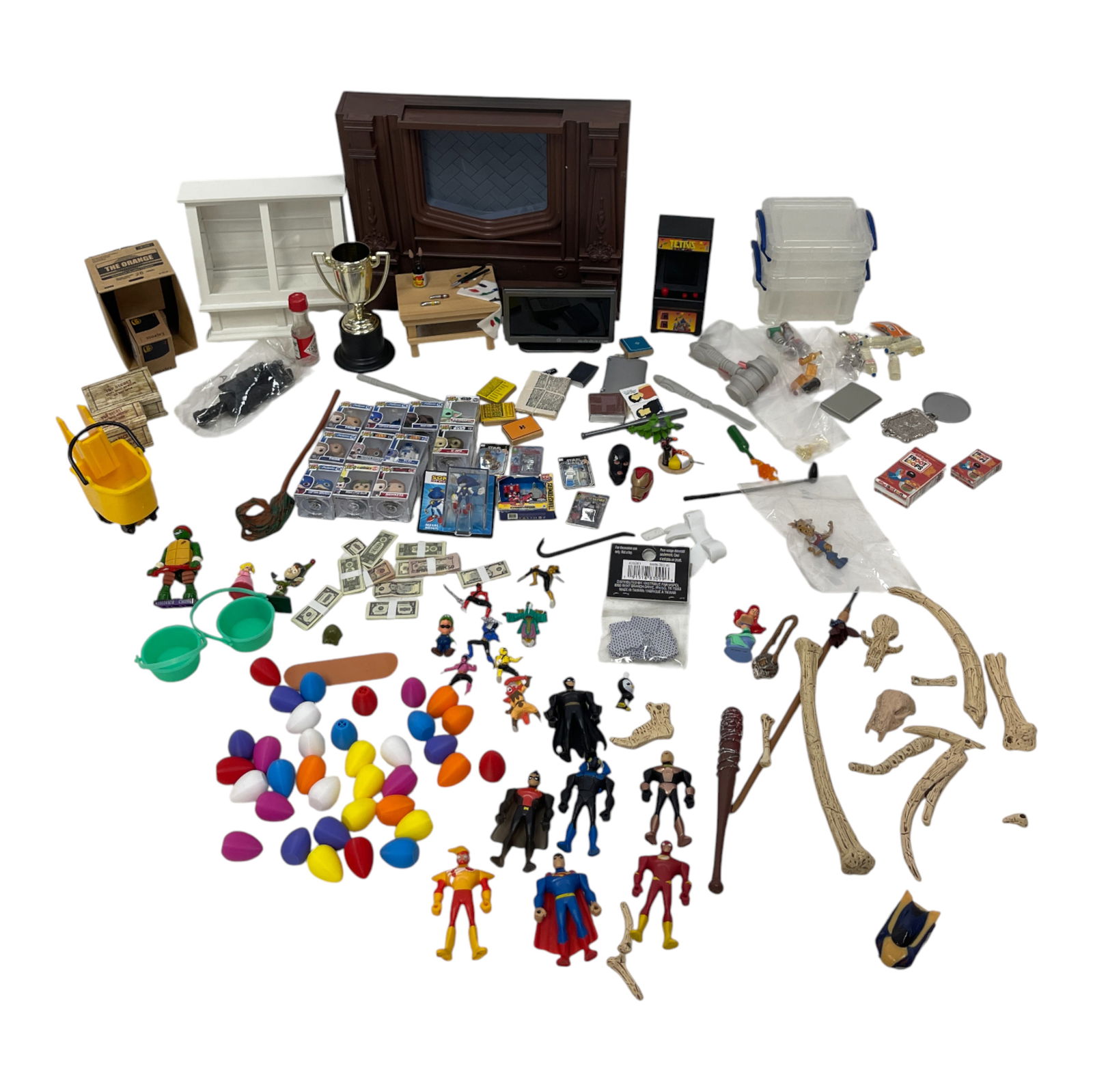Mixed Miniature Toy & Accessory Lot (1 of 6)
