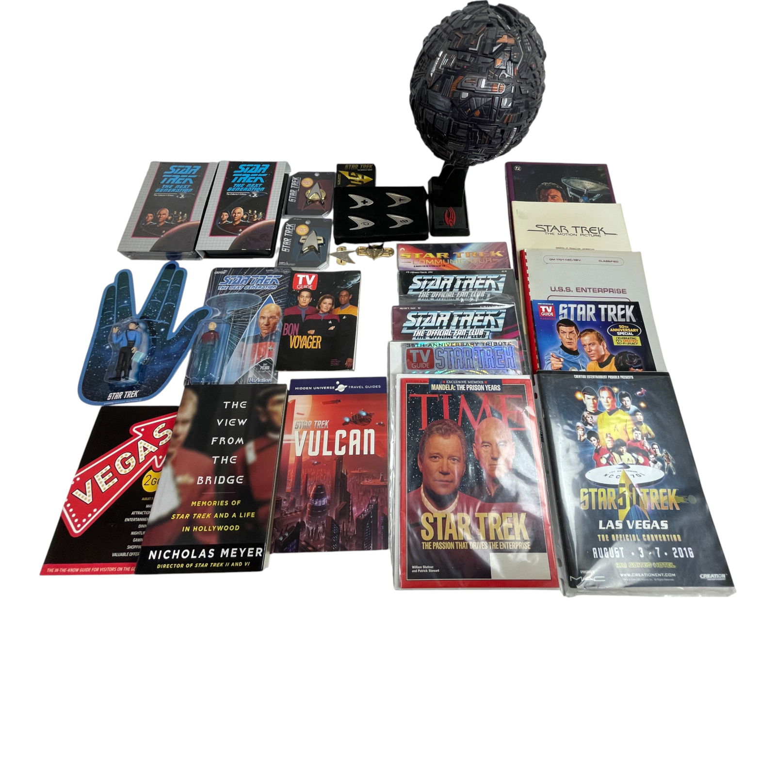 Star Trek Collectibles and Memorabilia Lot (1 of 9)