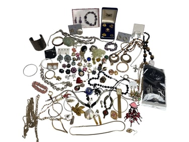Assorted Vintage Necklaces and Costume Jewelry