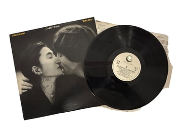 John Lennon & Yoko Ono 'Double Fantasy' Vinyl Record Signed