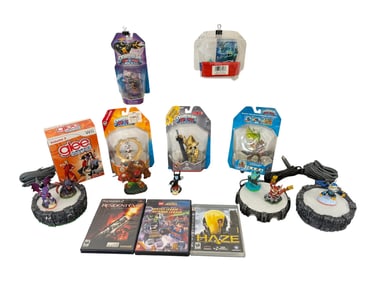 Skylanders Video Game Figure & Game Lot (with Consoles Accessories)
