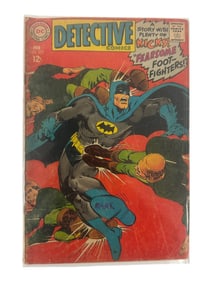 Detective Comics #372 DC Vintage Comic Book
