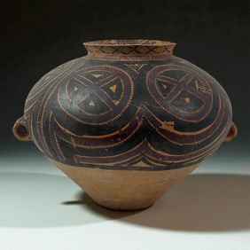 Rare Neolithic Yangshao painted terracotta vassel China 3000 BC to 1500 BC