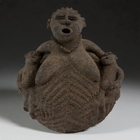 Pre Columbian Carved Ritual Lid Vessel