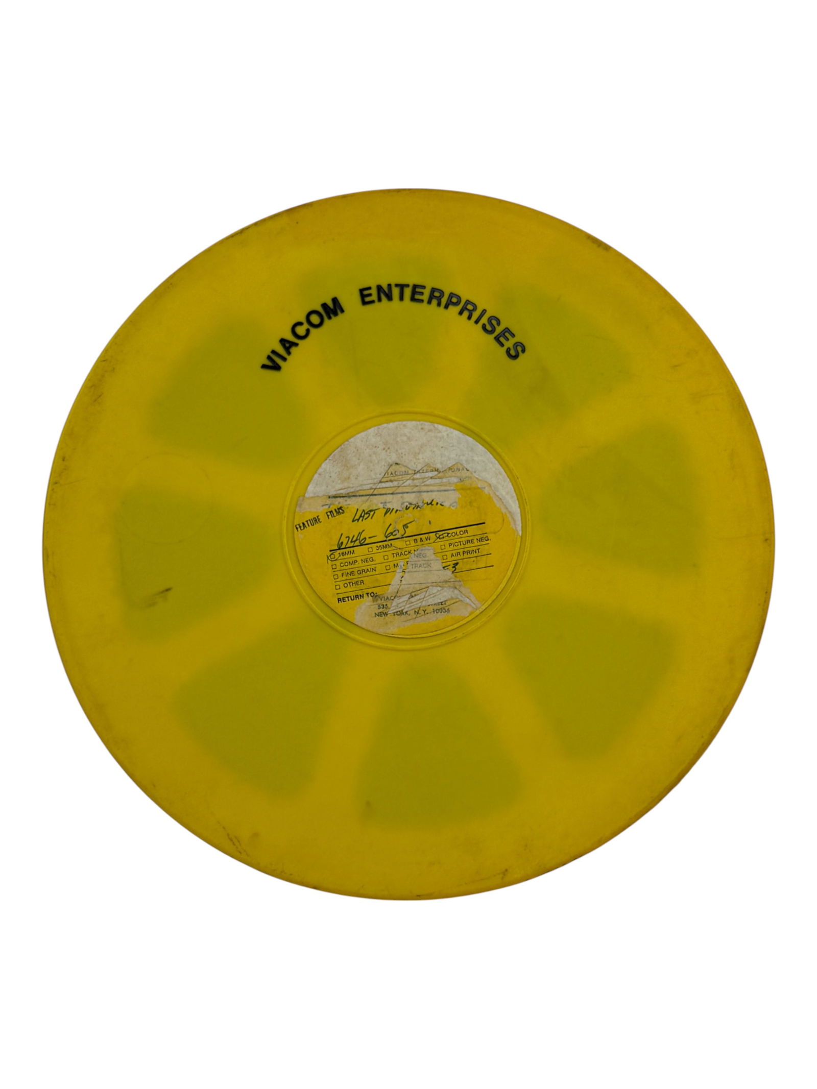 Murry Christmas Short Film Reel, 1960s: Vintage 16mm shortMurry Christmas Short Film Reel, 1960s Early holiday-themed film reel, possibly promotional or television broadcast piece.