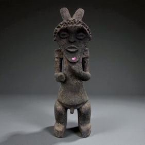 African Female Supporter Figure ? Ritual Form