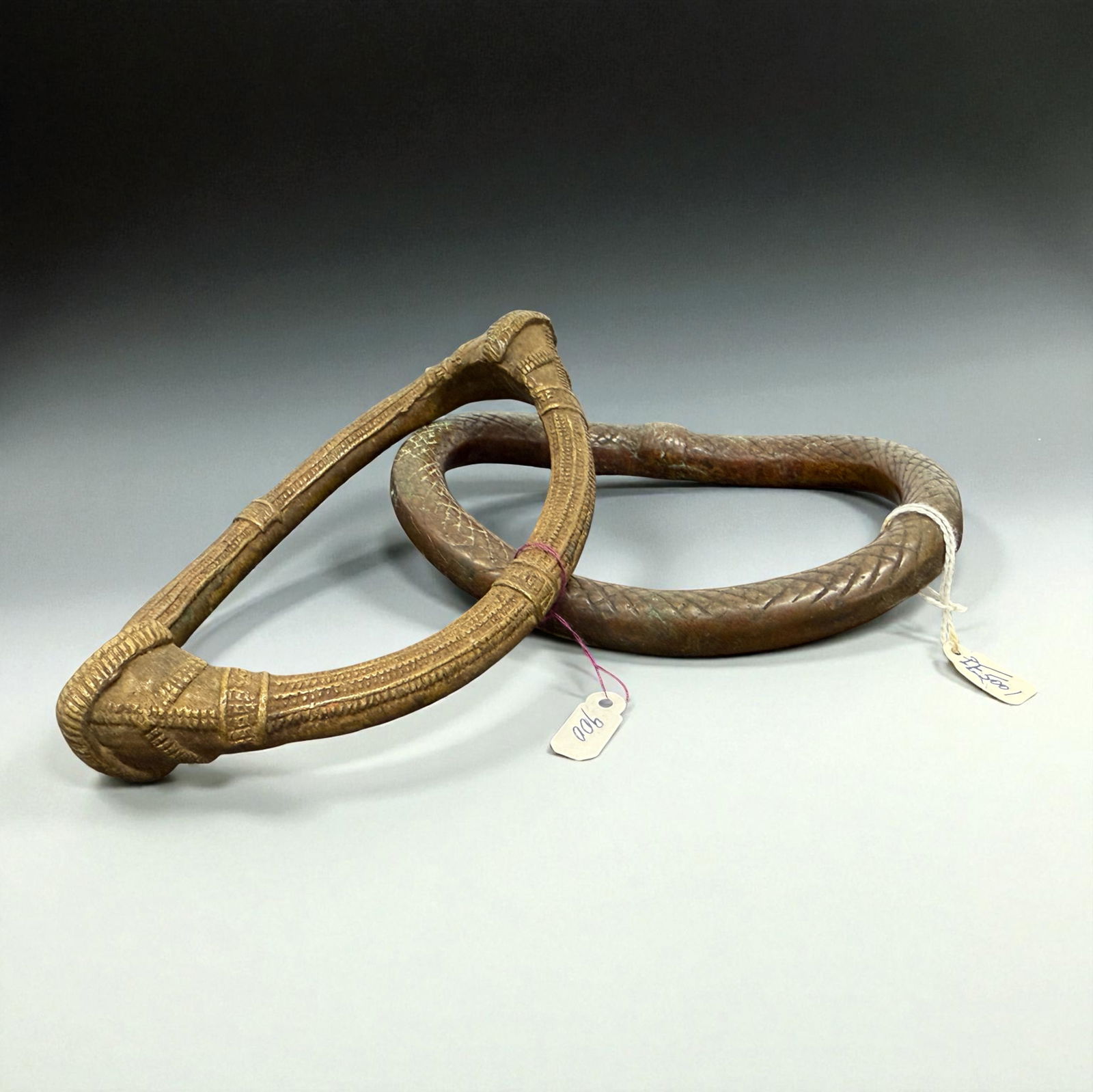 Carved Torque Collar (1 of 6)