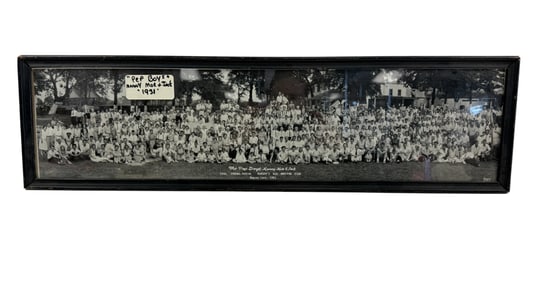 Vintage framed panoramic photograph of a "Mounted Field Artillery" unit from 1925 Military
