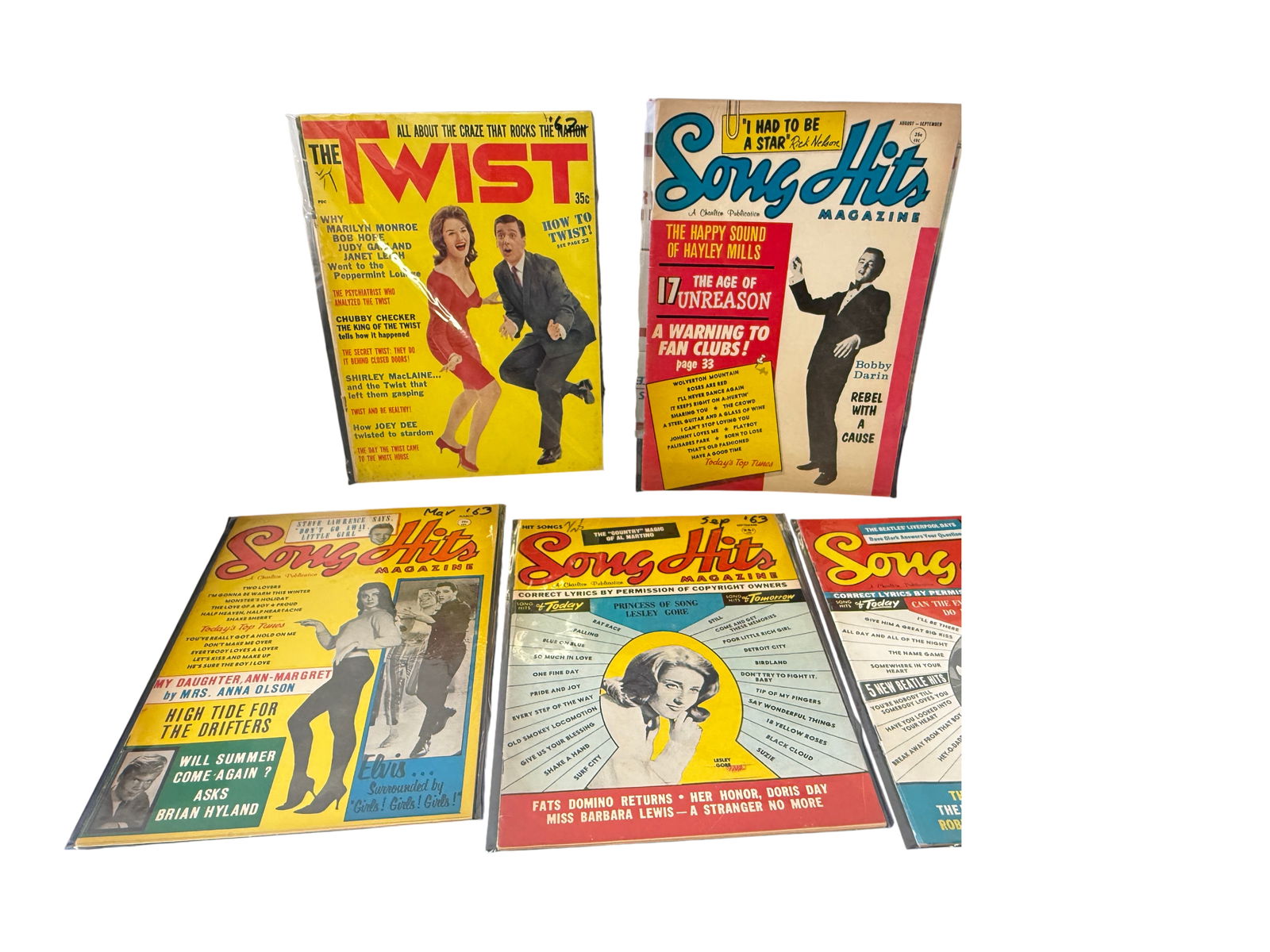 Vintage Magazine Collection Lot (1 of 1)