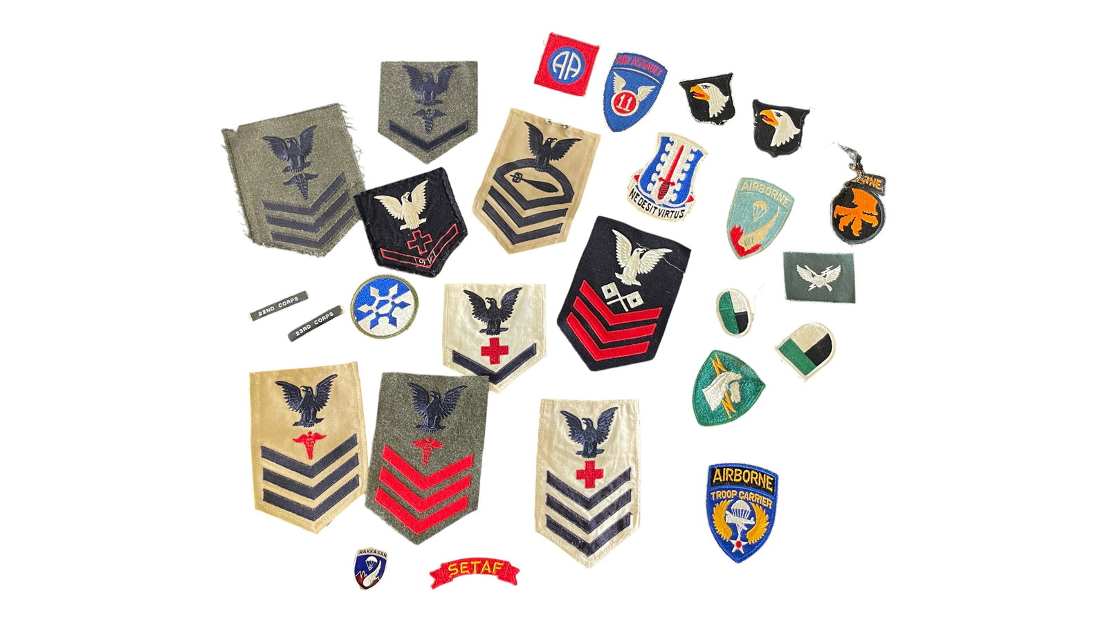 Vintage US Military WWII Patch Collection Lot: Vintage US Military WWII Patch Collection Lot